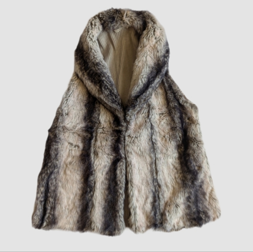 Gorgeous Soft Surroundings Feux Fox Fur And Knit Sweater Vest Size 1X